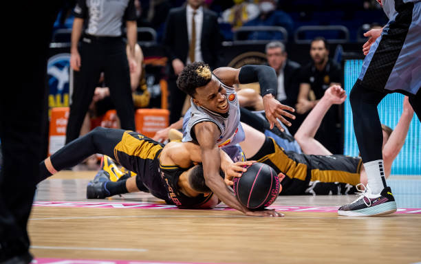 而上海教练 而上海教练